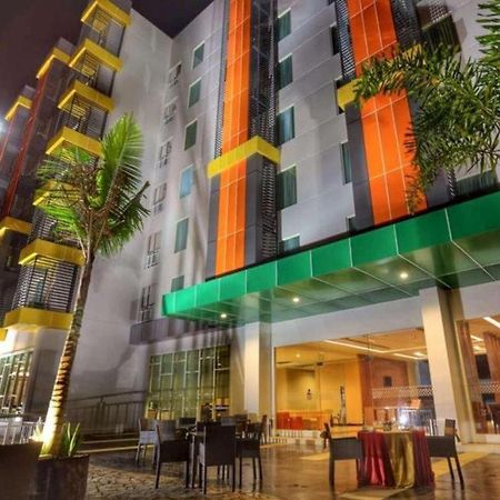 Dalton Hotel נקסר מראה חיצוני תמונה