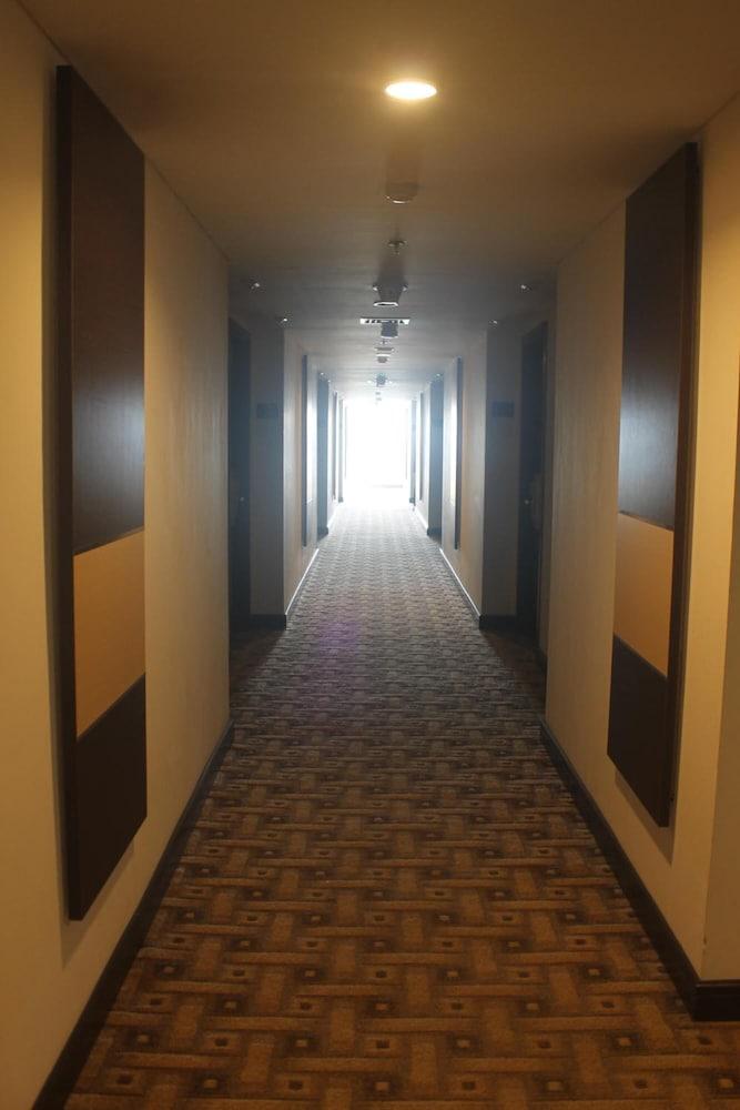 Dalton Hotel נקסר מראה חיצוני תמונה