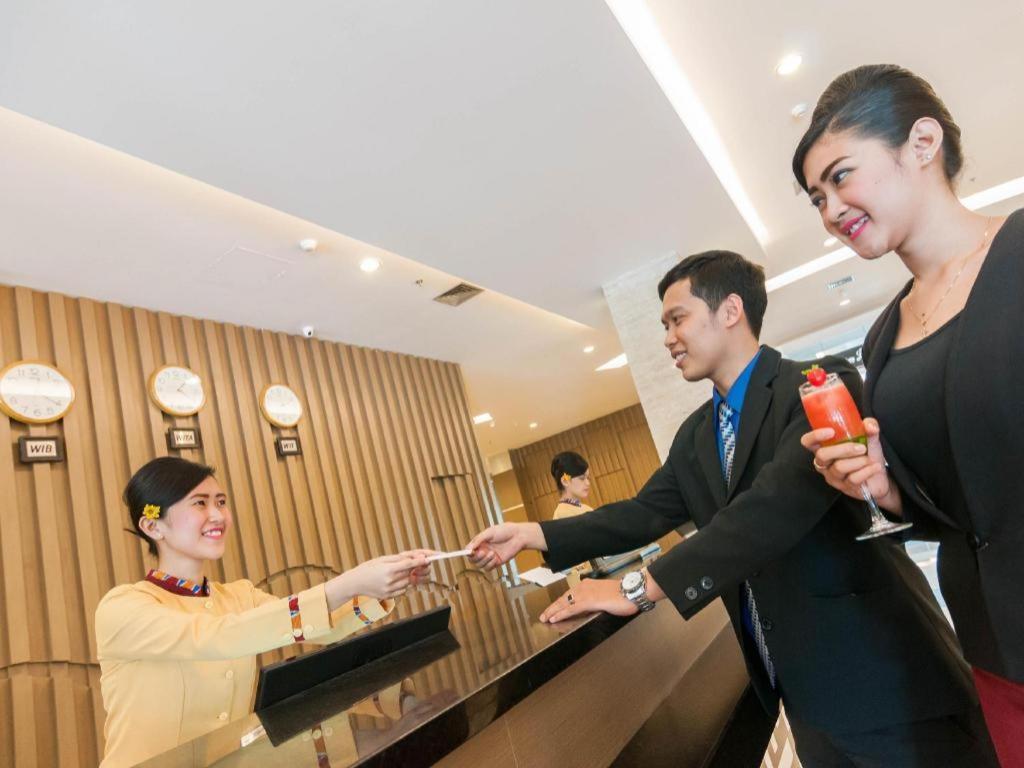 Dalton Hotel נקסר מראה חיצוני תמונה