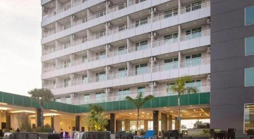 Dalton Hotel נקסר מראה חיצוני תמונה