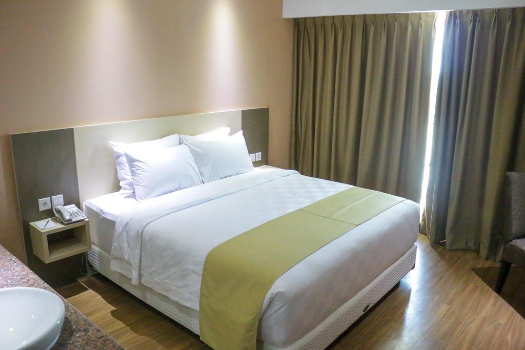 Dalton Hotel נקסר חדר תמונה